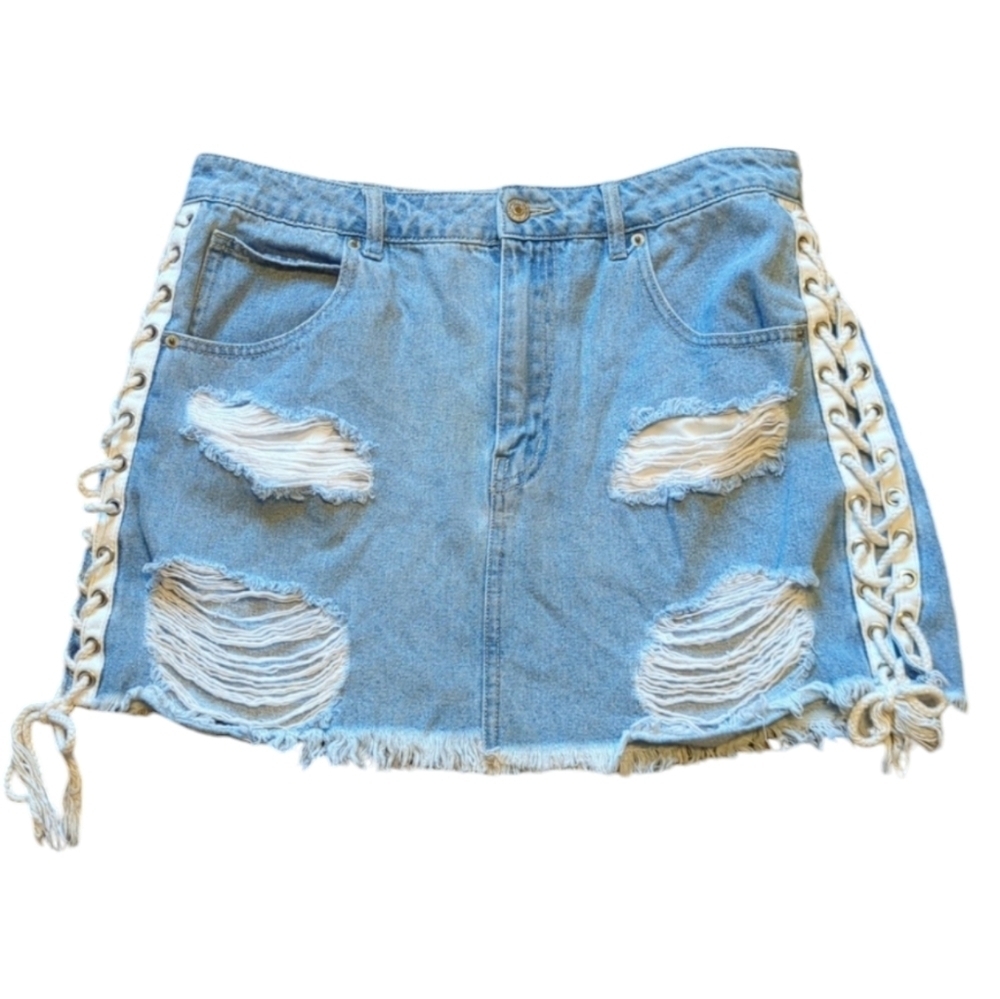 Forever 21 Distressed Denim Hockey Tie Side Detailing Size 30 Denim Jean Skirt